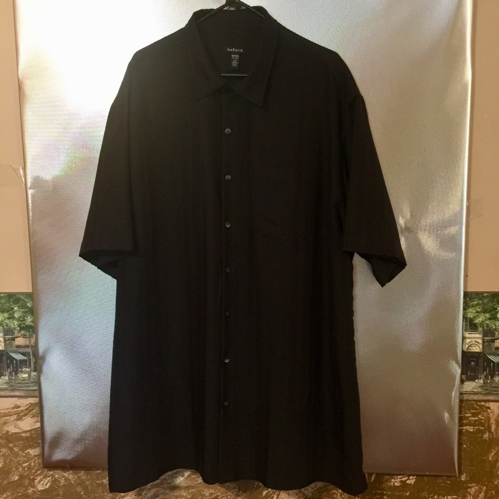 NWOT Men's 2XLT VanHeusen Short Sleeve Shirt